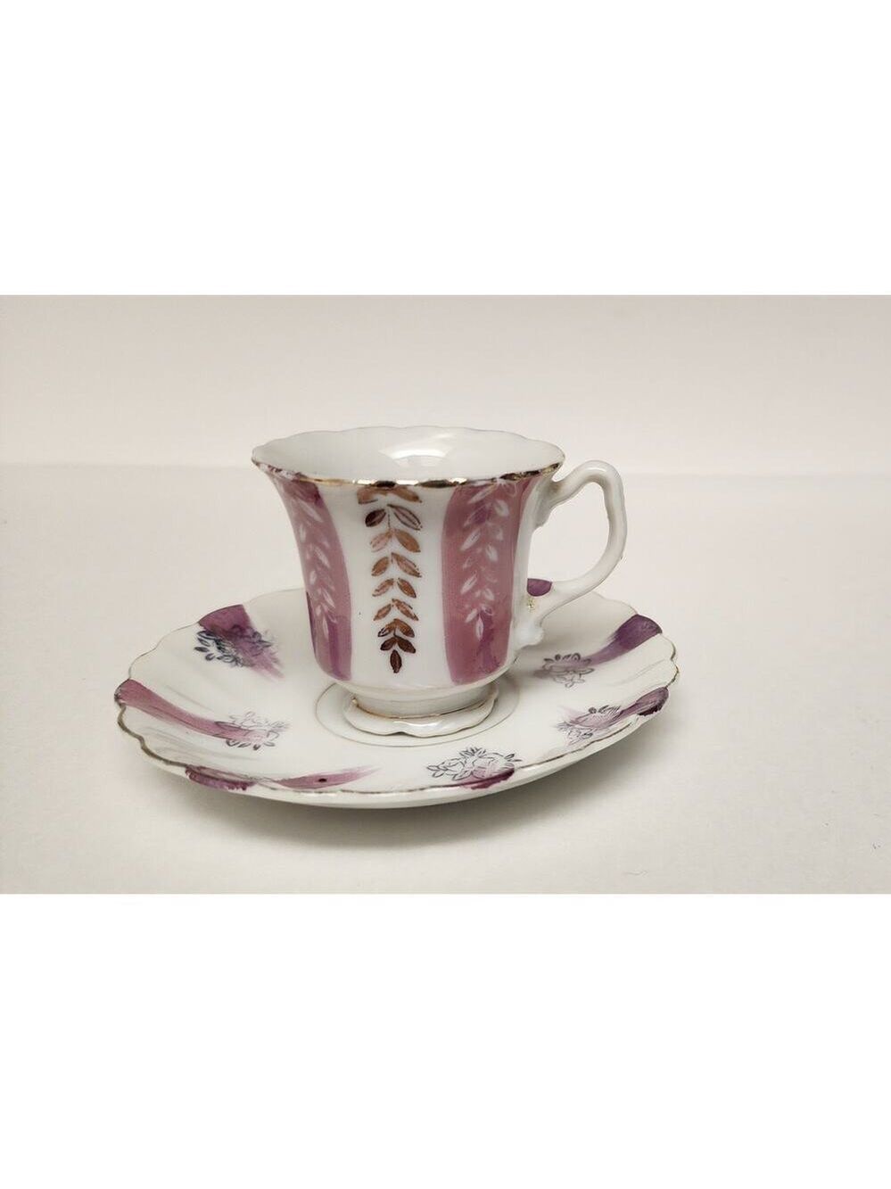 Vintage Early 19th Century White, Purple Gold Trim Teacups and Saucers